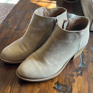 SODA Women’s Booties